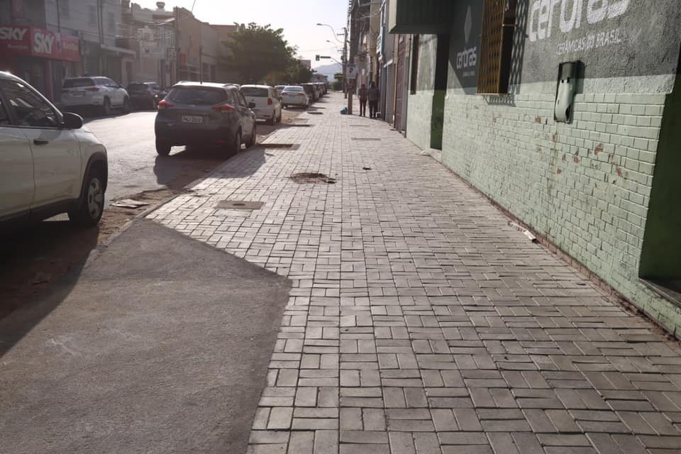 rua idelfonso calçamento