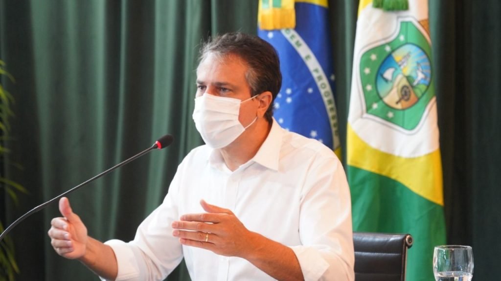 Camilo-Santana-em-reuni-o-virtual-com-prefeitos