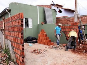 PEQUENA OBRA