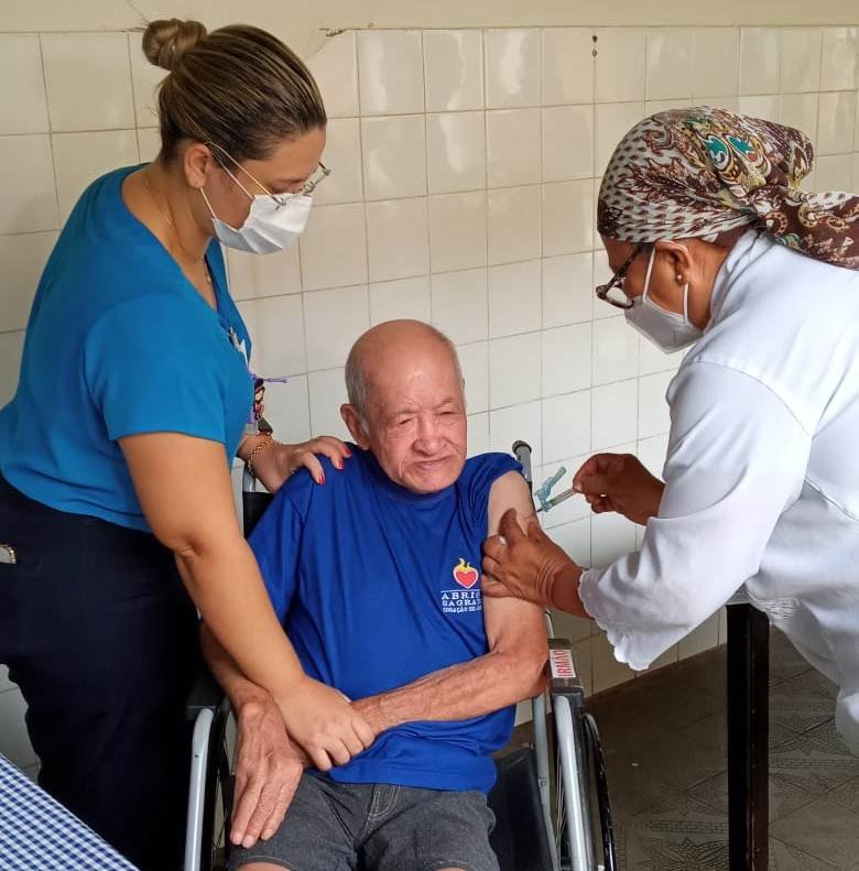Vacinação Abrigo Covid-19