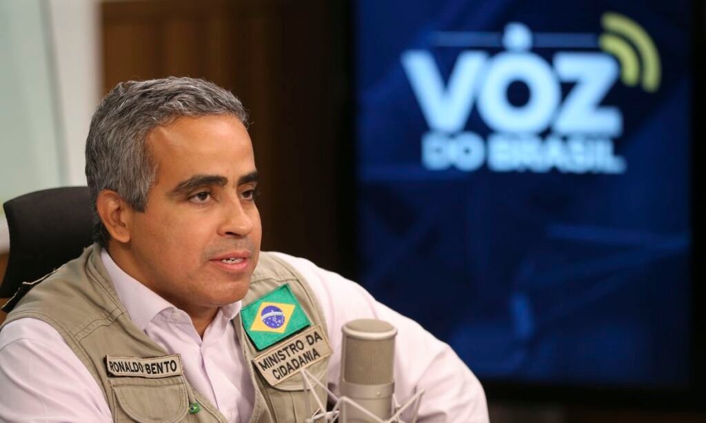 ronaldo_vieira_bento_voz_do_brasil_mcajr_abr_1706220429