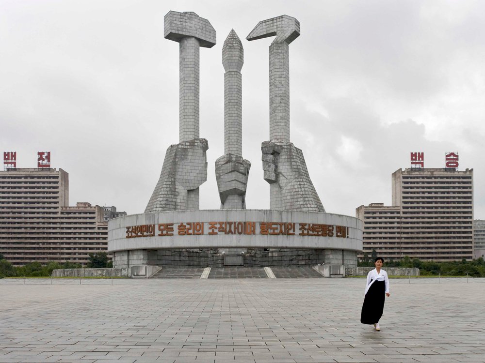 pyongyang-monuments-philippe-chancel-1000x750