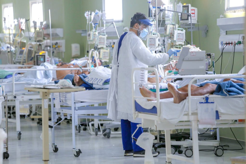 UTI DO HOSPITAL REGIONAL NORTE EM SOBRAL