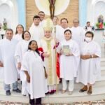 Padre Samoel Melo e os instituídos da Paróquia de Padre Linhares