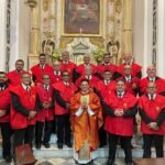 Irmandade do Santíssimo Sacramento de Sobral com o pároco e cura da Catedral, Pe. João Paulo