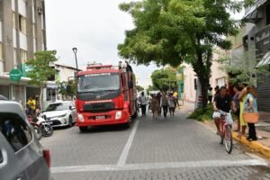 ENTERRO NO CEMITÉRIO SÃO JOSÉ (2)