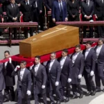 enterro-do-papa-francisco-mais-de-250-mil-pessoas-participam-da-cerimonia