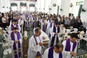 missa com Dom Vasconcelos (1)
