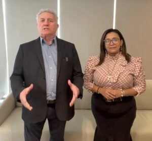 Oscar Rodrigues e Michelle Alves