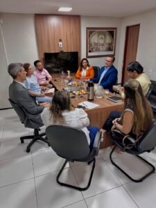A Prefeitura de Sobral, por meio da Secretaria da Saúde, em parceria com o Governo do Estado e o Ministério da Saúde, recebeu nesta segunda-feira (2)