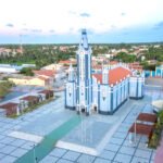 Ato de cuidado e fé: Matriz de Acaraú é interditada para reconstrução urgente
