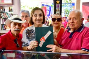 DAMA DO BECCO DRA. IMACULADA (1)