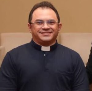 Padre Lucas Moreira