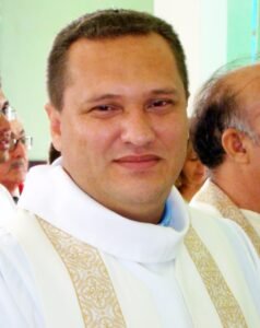 Pe. Marcos Antônio Ribeiro da Silva