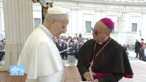 dom vasconcelos com papa no vaticano
