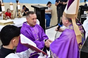 padre Marcos Ribeiro inicia pastoreio em Pires Ferreira (4)