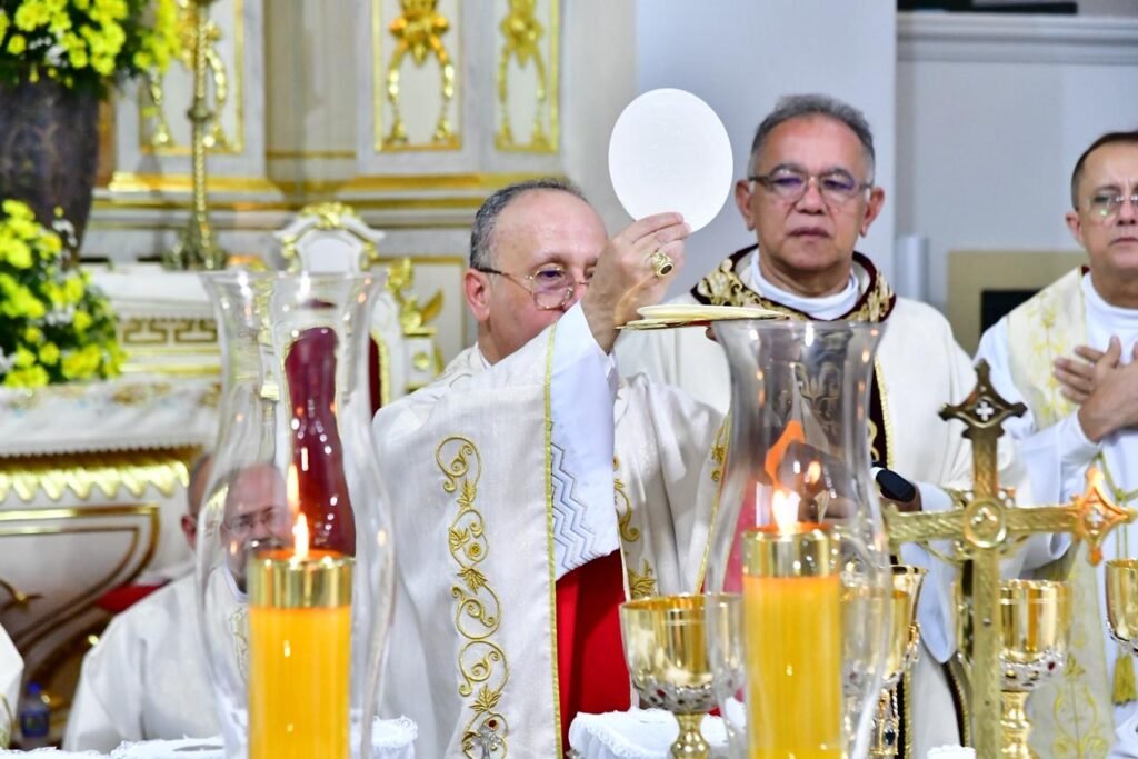 Missa Solne de Corpus Christi na Catedral de Sobral (7)