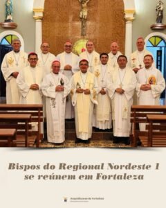 Os bispos do Regional Nordeste 1 da Conferência Nacional dos Bispos do Brasil (CNBB), que compre