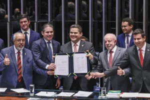 Foto da pronulgação
